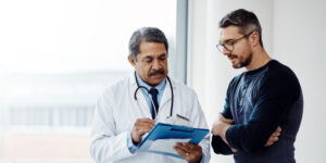 Mitos sobre el Seguro de Gastos Médicos Mayores